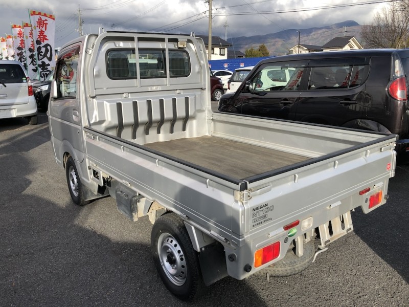 ニッサン NT100クリッパー4枚目