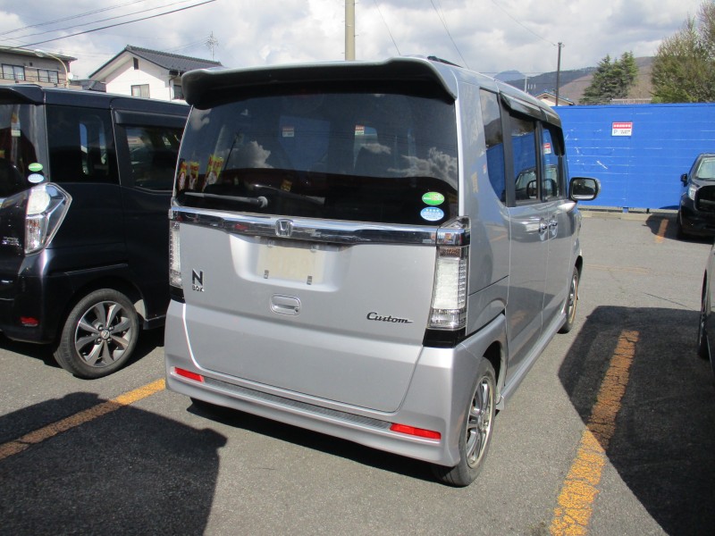ホンダ N BOX3枚目