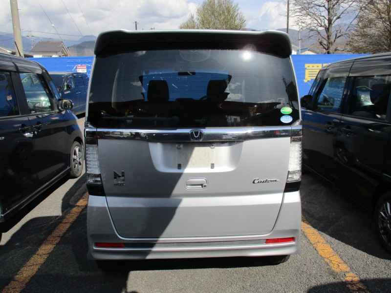 ホンダ N BOX4枚目