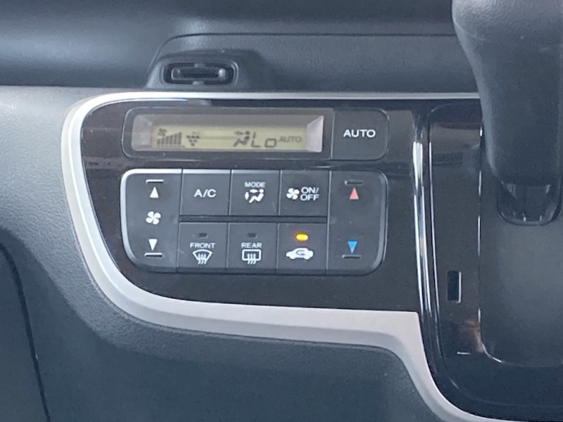ホンダ N BOX11枚目