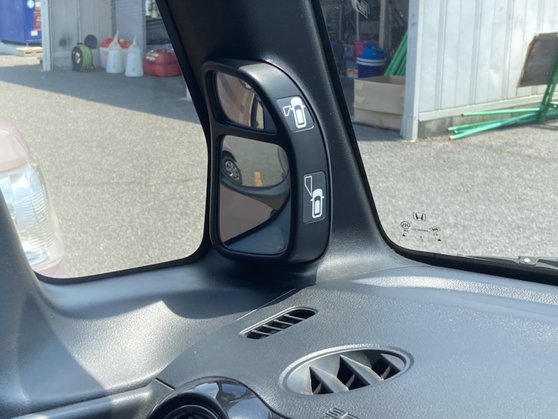 ホンダ N BOX13枚目