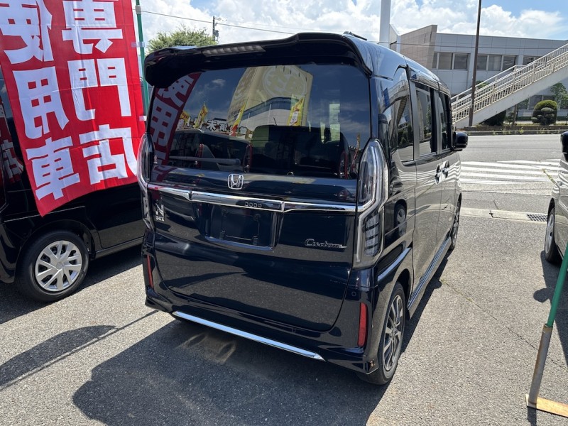 ホンダ N BOX3枚目