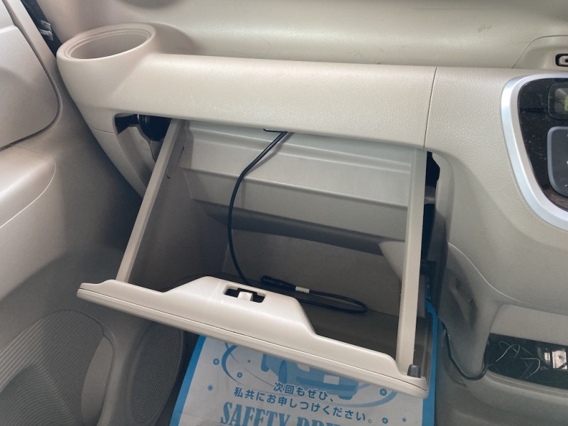 ホンダ N BOX13枚目