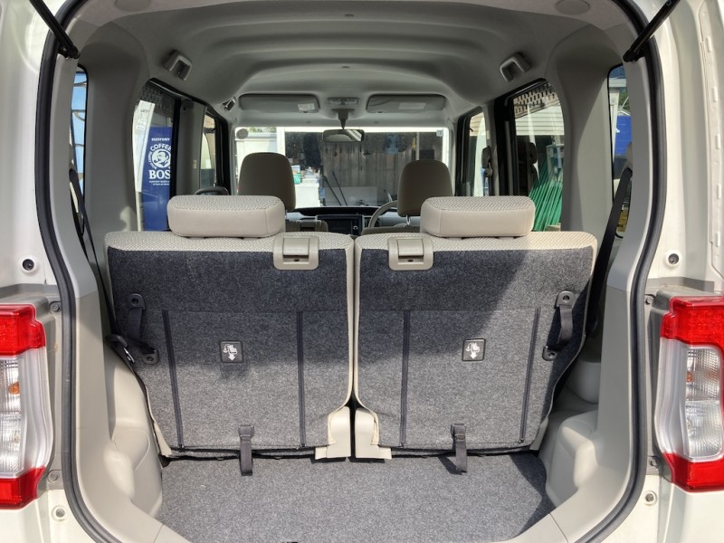 ダイハツ タント6枚目