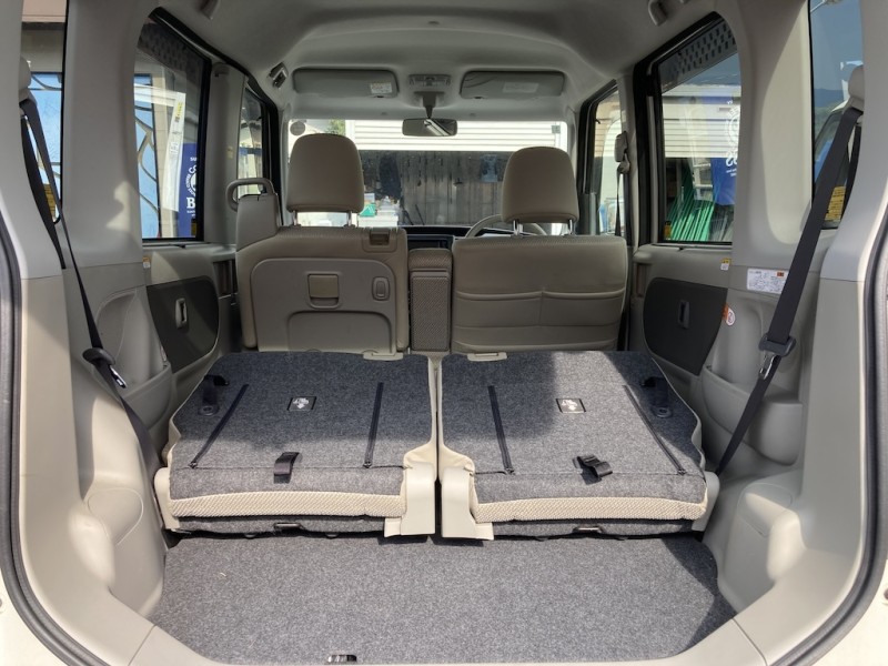 ダイハツ タント7枚目