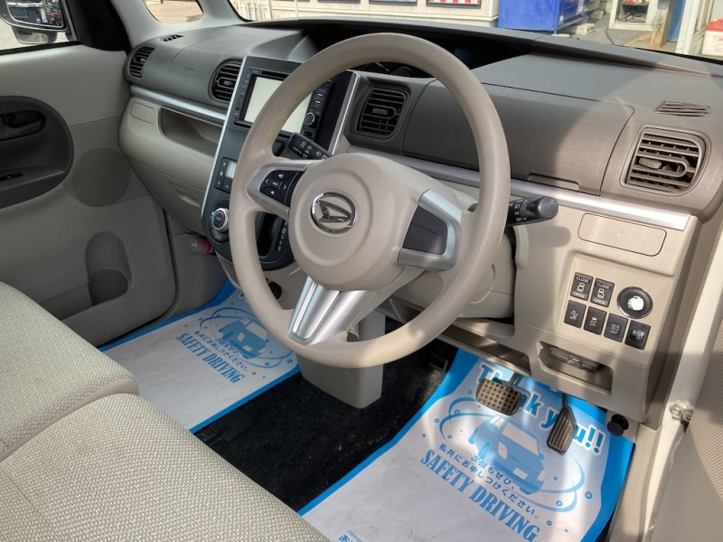 ダイハツ タント8枚目