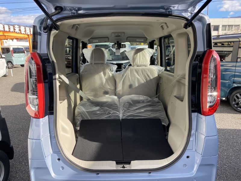 三菱 eKスペース7枚目