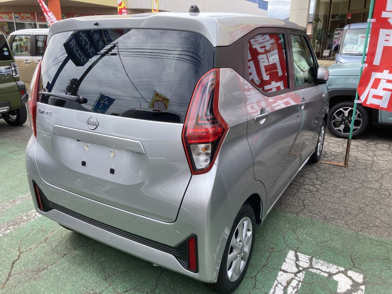 ニッサン デイズ3枚目