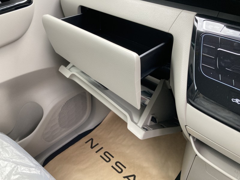 ニッサン ルークス12枚目