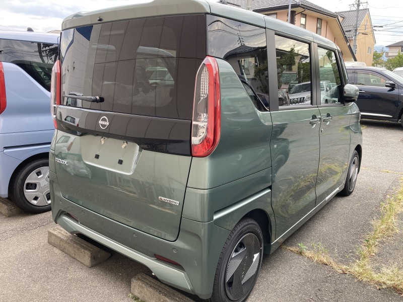 ニッサン ルークス3枚目