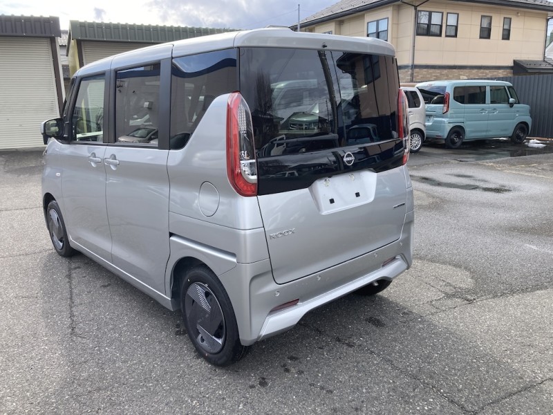 ニッサン ルークス6枚目