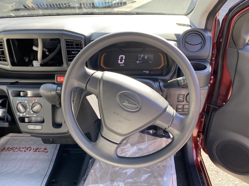 ダイハツ ミライース11枚目