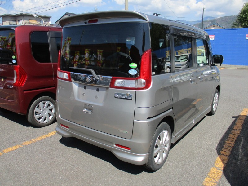 スズキ スペーシア3枚目