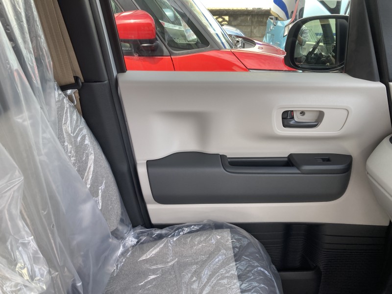ホンダ N BOX10枚目