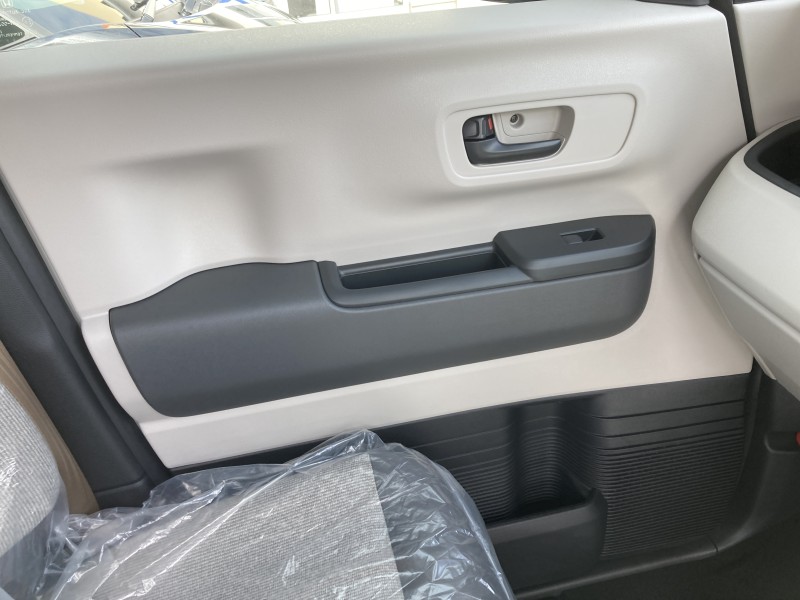 ホンダ N BOX12枚目