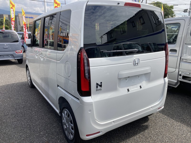 ホンダ N BOX4枚目