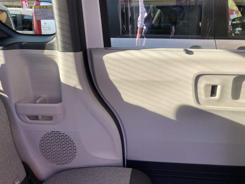 ホンダ N BOX19枚目