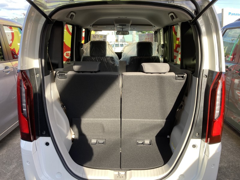 ホンダ N BOX6枚目