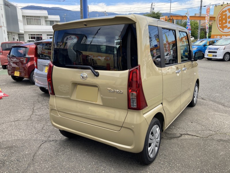 ダイハツ タント3枚目