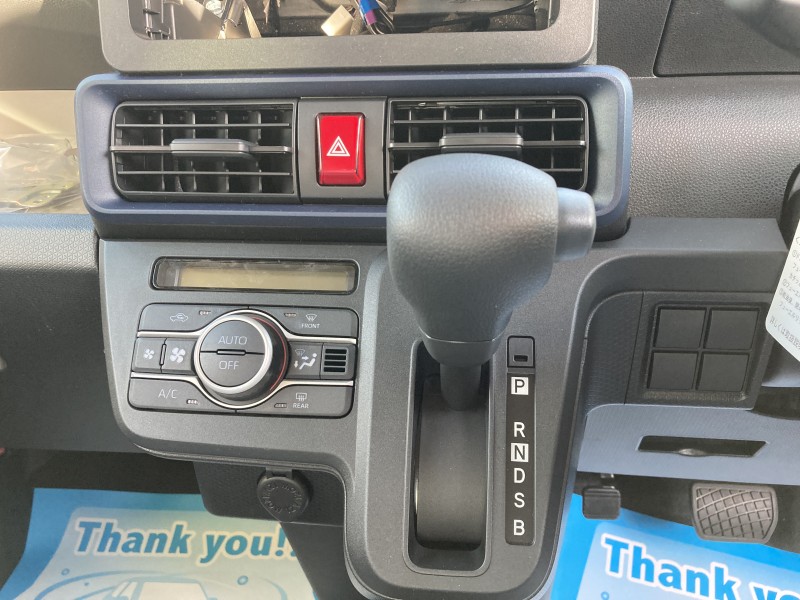 ダイハツ タント10枚目