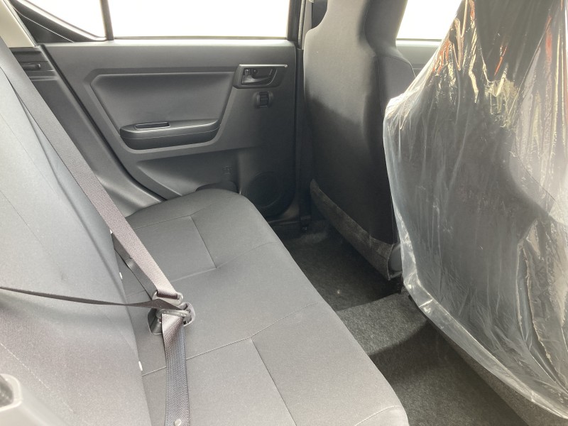 ダイハツ ミライース17枚目