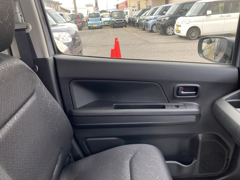 スズキ ワゴンR7枚目