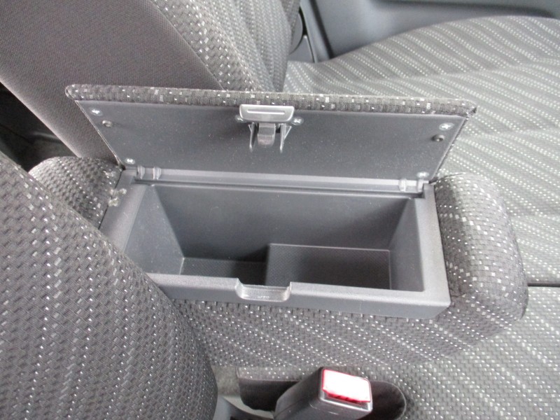 スズキ スペーシア10枚目