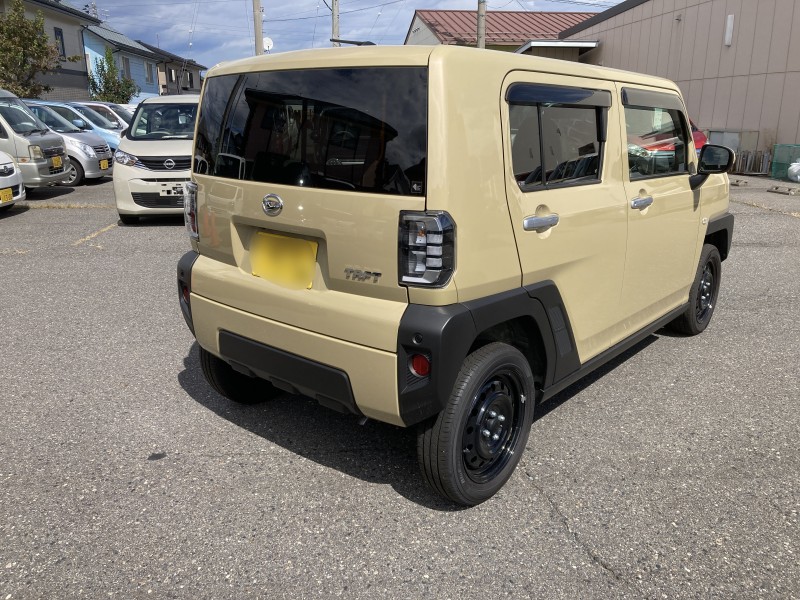 ダイハツ タフト3枚目