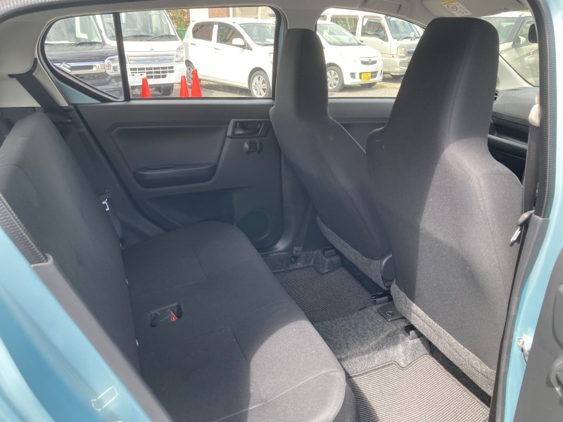 ダイハツ ミライース18枚目