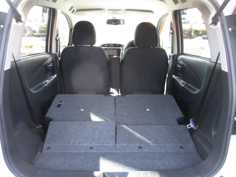 三菱 eKカスタム7枚目