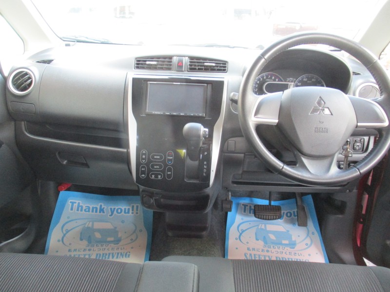 三菱 eKワゴン10枚目