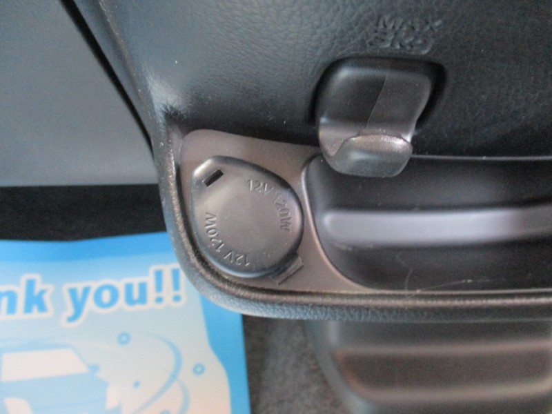 三菱 eKワゴン14枚目