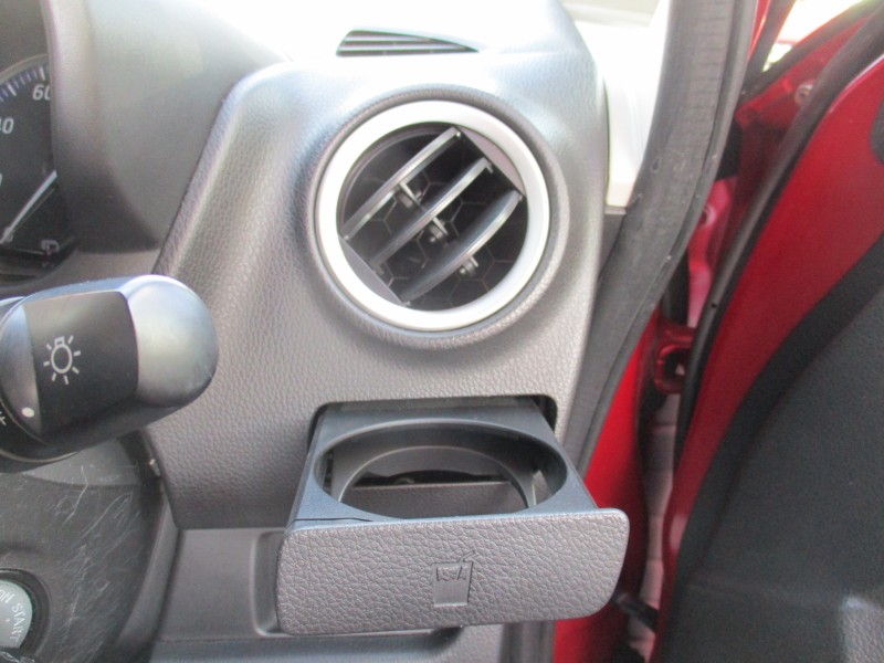 三菱 eKワゴン16枚目