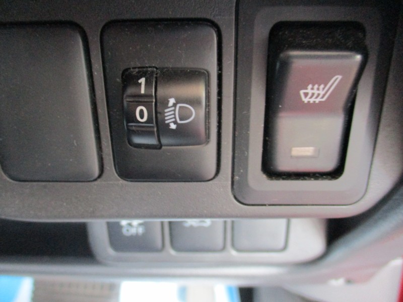 三菱 eKワゴン18枚目