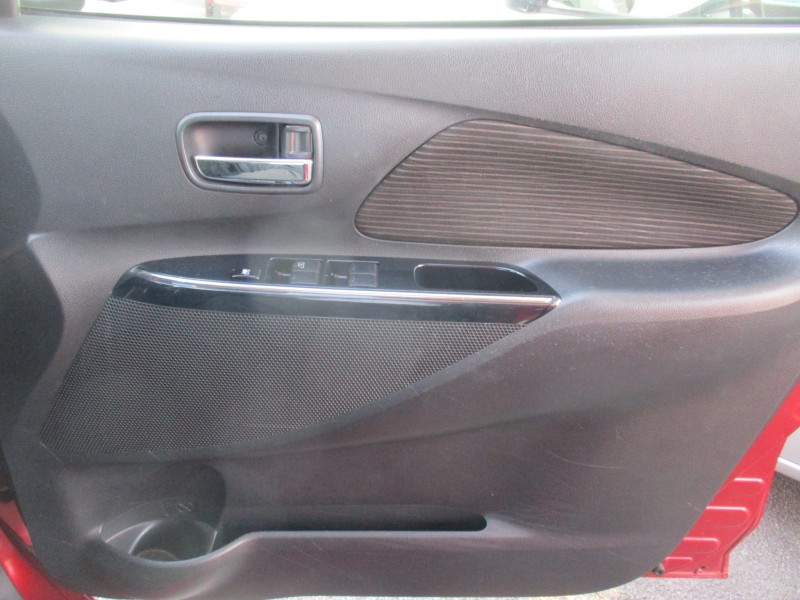 三菱 eKワゴン25枚目