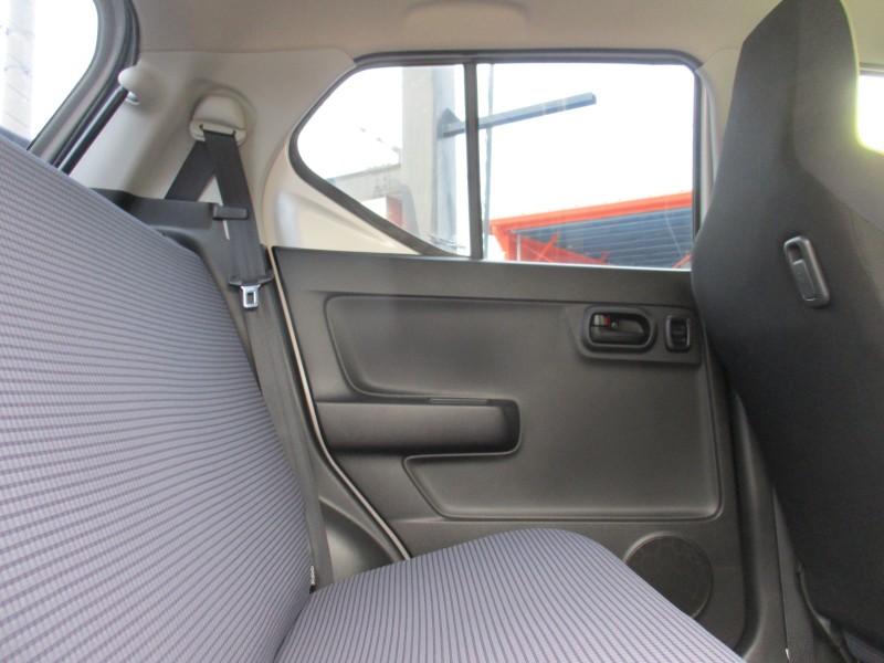 スズキ アルト28枚目