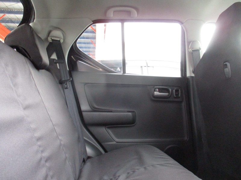 スズキ アルト24枚目