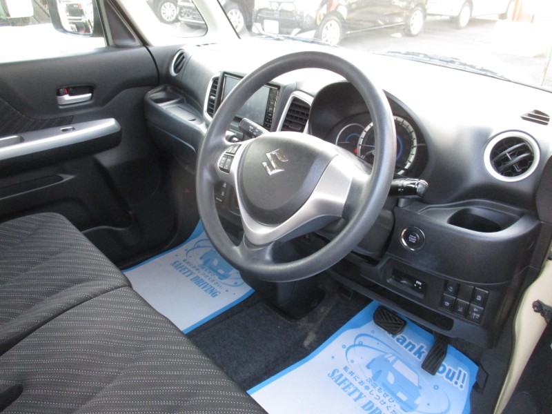 スズキ スペーシア8枚目