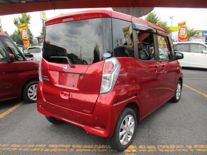 ニッサン デイズルークス3枚目