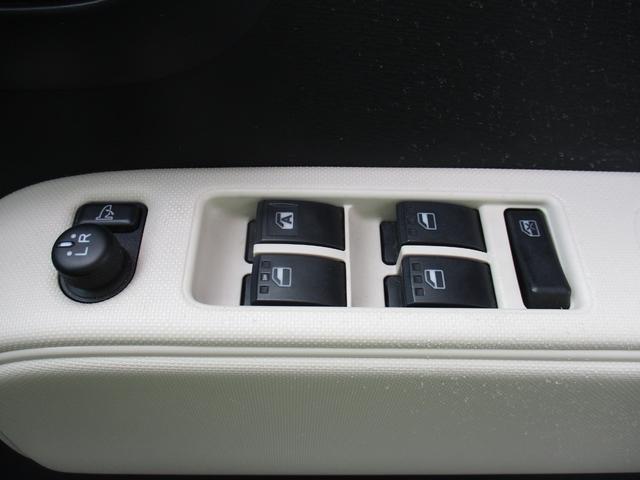 ダイハツ ミラココア22枚目