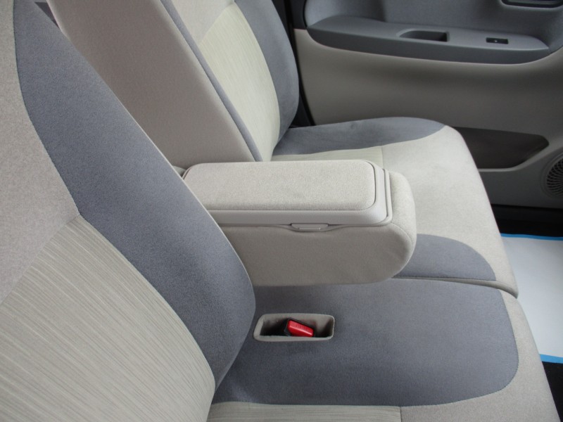 ダイハツ キャストスタイル9枚目