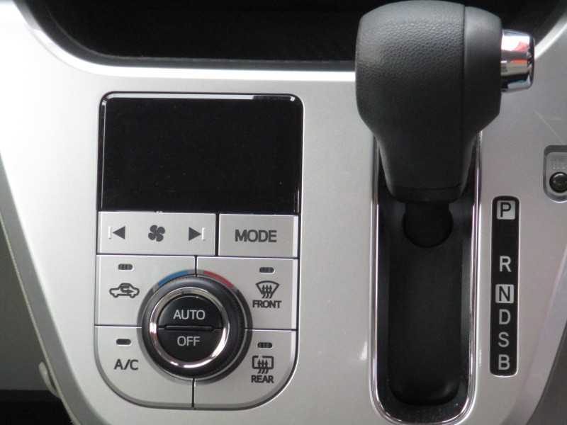 ダイハツ キャストスタイル12枚目