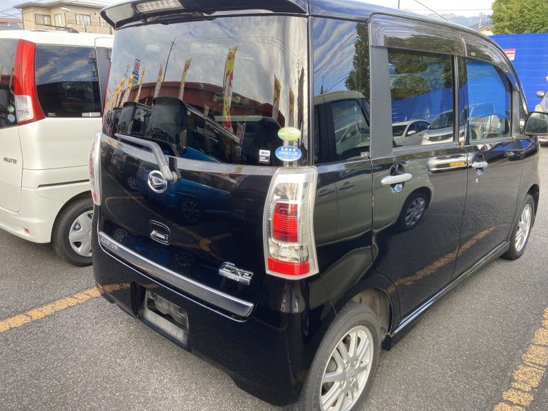 ダイハツ タントエグゼ3枚目