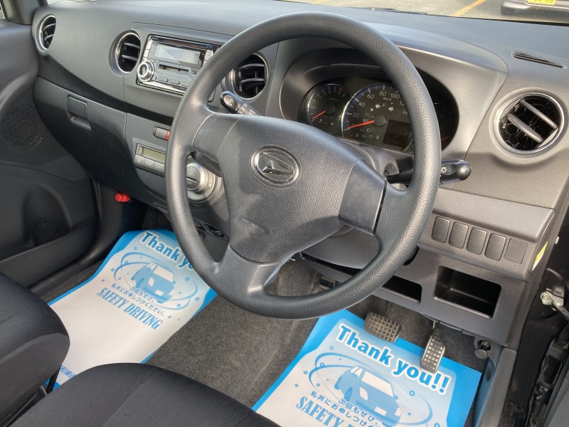 ダイハツ タントエグゼ7枚目