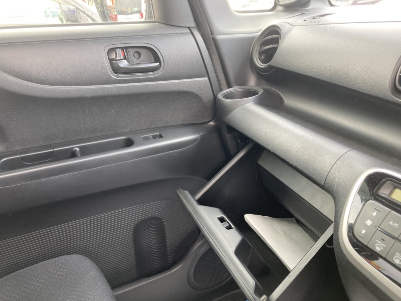 ホンダ N BOX16枚目