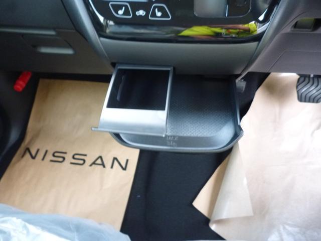 ニッサン ルークス14枚目