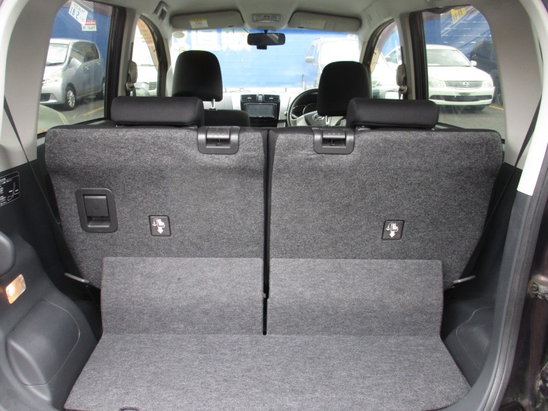 ダイハツ ムーヴ6枚目