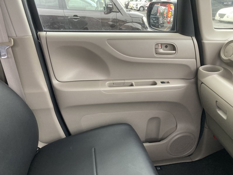 ホンダ N BOX11枚目