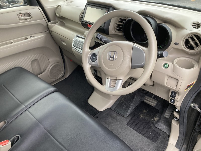 ホンダ N BOX7枚目