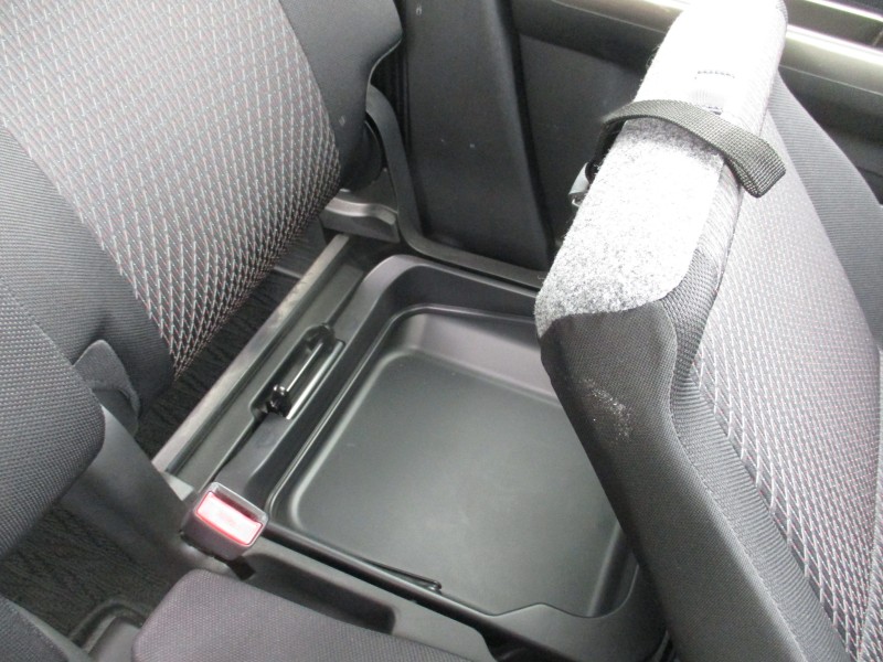 スズキ スペーシア12枚目